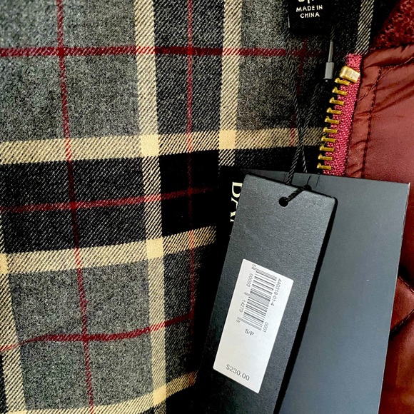 NWT Banana Republic Quilted sleeveless vest size small - Picture 3 of 7